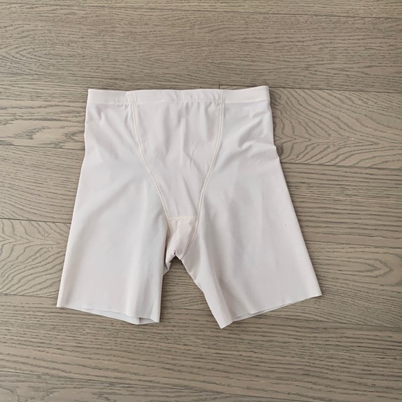 Uniqlo Intimates & Sleepwear Uniqlo Shapewear Shorts Nude Poshmark